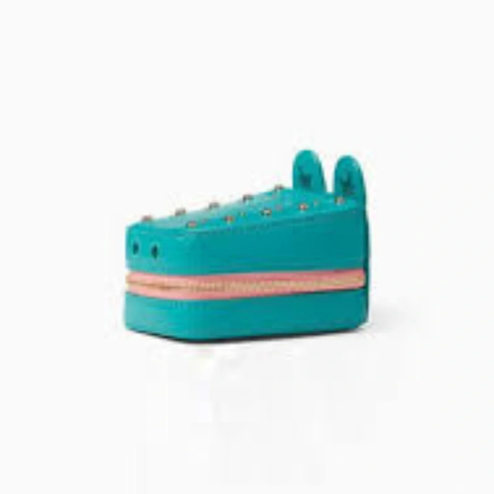 ISO play condition/knock-off Kate Spade swamped